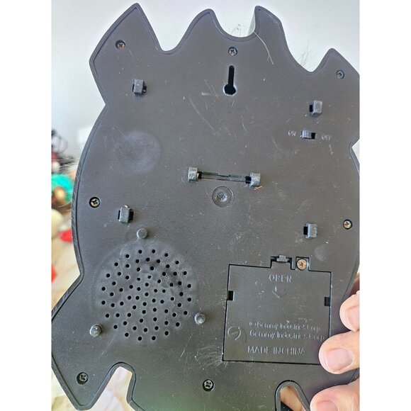 Gemmy scary screamer greeter animated zombie hanging Halloween prop decor vintag - Picture 8 of 9